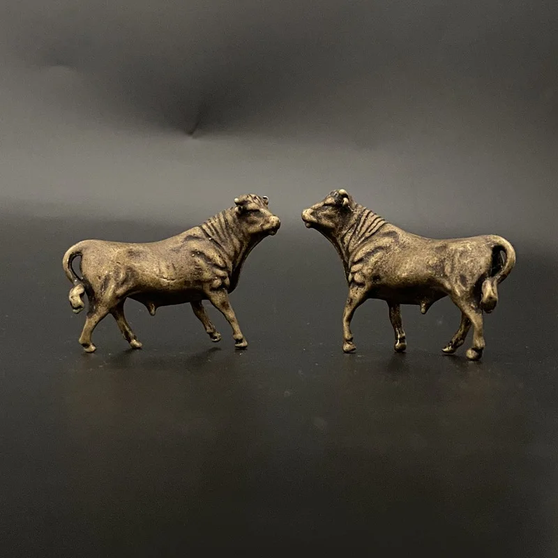 Wholesale Two Pieces Price Cattle Zodiac Desktop Home Hallway Decorations Ancient Yellow Buffalo Small Size a Pair of Cattle One