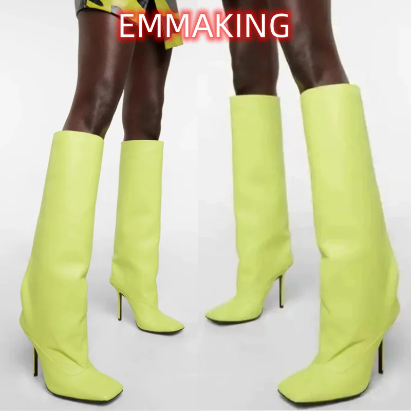 INS المتخصصة تصميم الانزلاق على شخصية أحذية طويلة رئيس مربع رقيقة كعب فارس الأحذية المدرج مرحلة الأداء أحذية النساء كبيرة الحجم