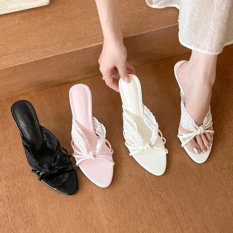 

Новые женские босоножки 2026 года: элегантные, французский стиль, с острым носком, на тонком высоком каблуке, сексуальные, с открытым носком