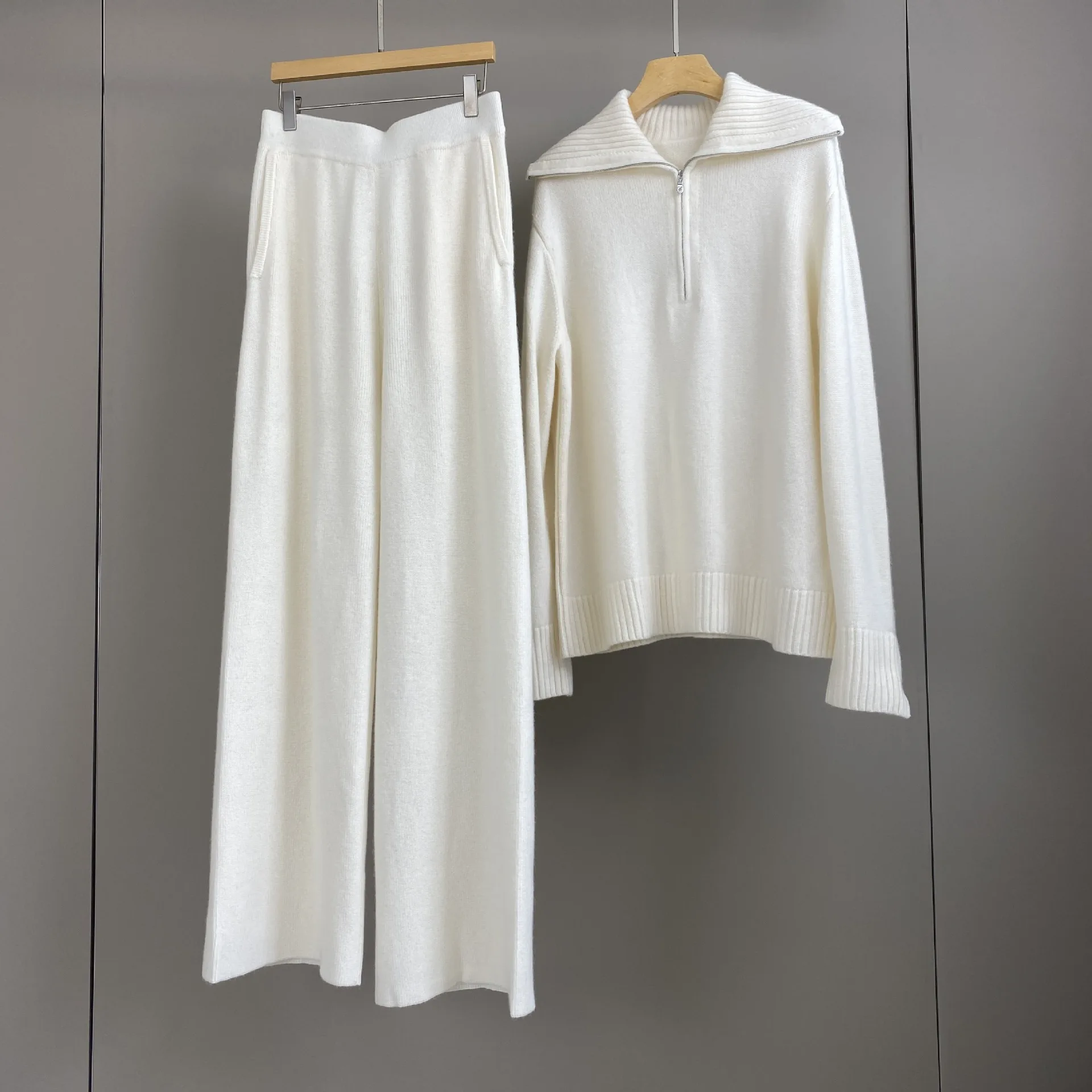 2025 automne et hiver nouveau revers cachemire laine couleur unie pull mode décontracté pantalon droit costume