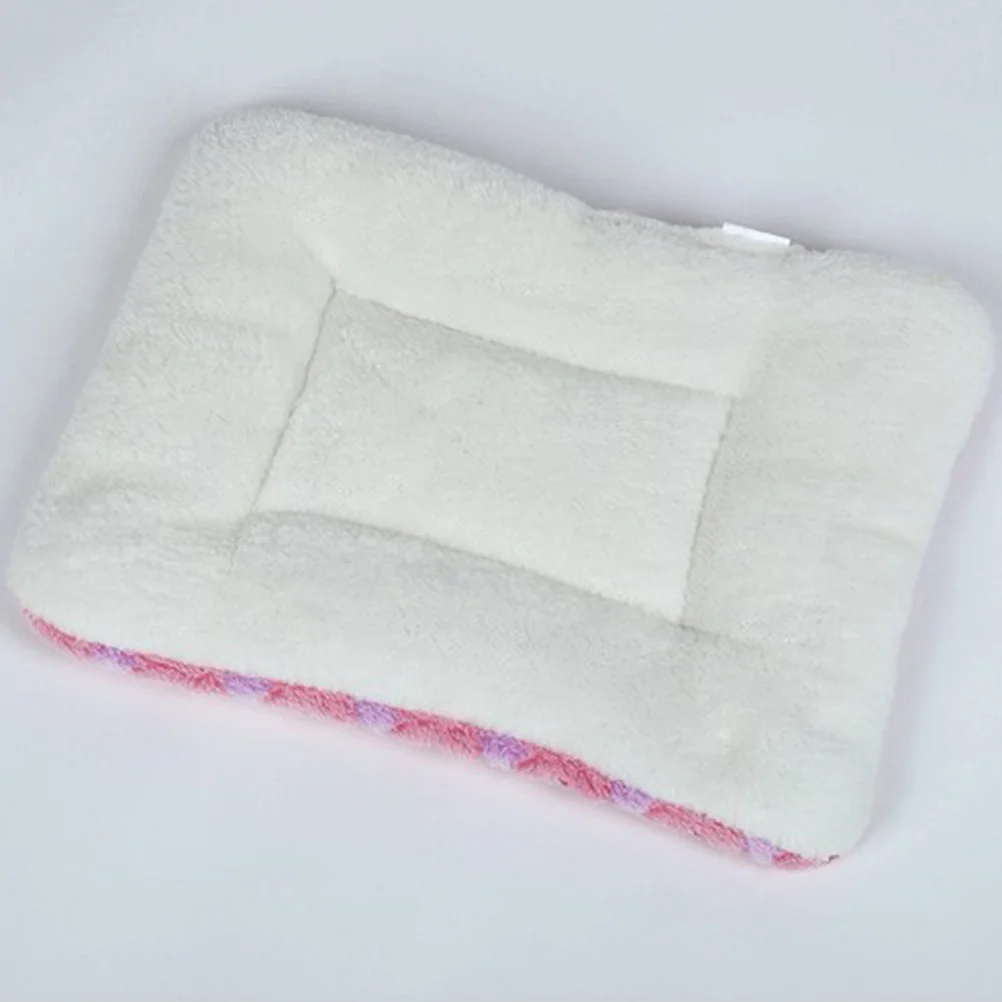 

Pet Cat Bed Mattress Cushion Comfortable Coral Fleece Seat Pad 28x38cm for Sleeping Playing Resting Pet Cushion Bed Pad