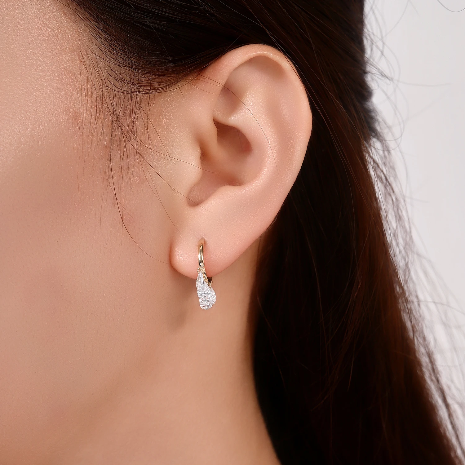 Provence Luxury Hoop drop earrings 18KGold Water Drop Lab Diamonds Wedding pear Huggie Earrings Fine jewelry Christmas Gifts