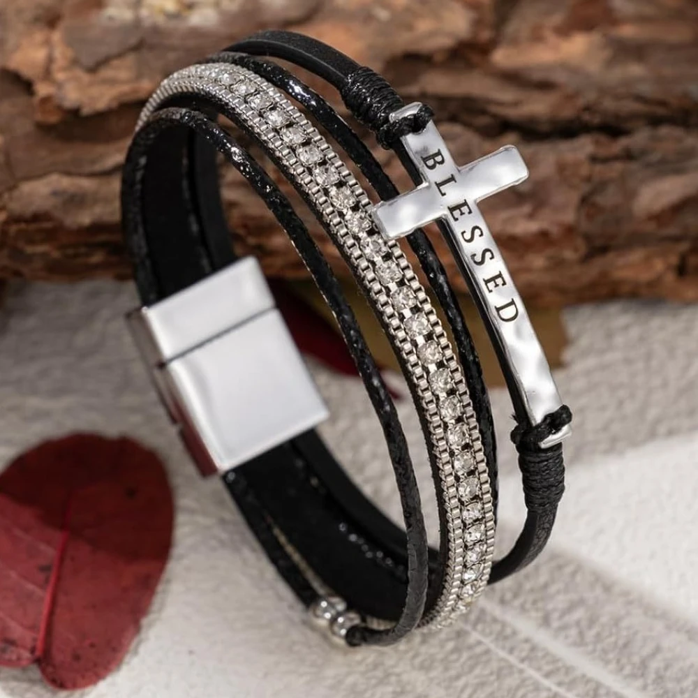 Pulseras de cuero con cristales cruzados BLESSED, estilo bohemio hecho a mano, pulsera ligera de lujo a la moda para mujer, joyería para niña, regalo de Navidad