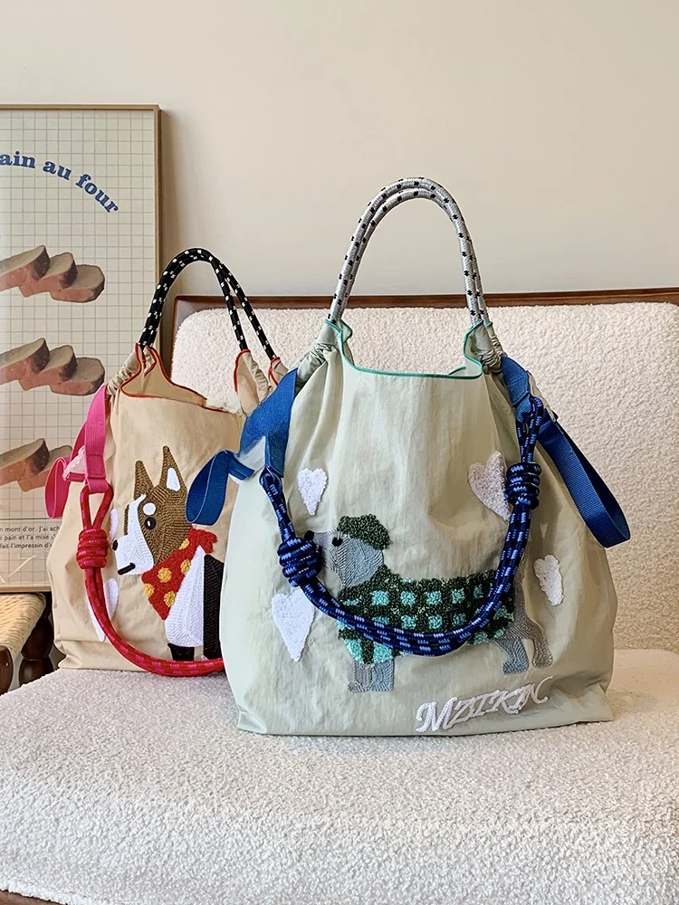 

Eco-Friendly Bag Embroidered Dog Animal Nylon Canvas op Bag Crossbody Women's Bag Casual Sle Large Size for Youth