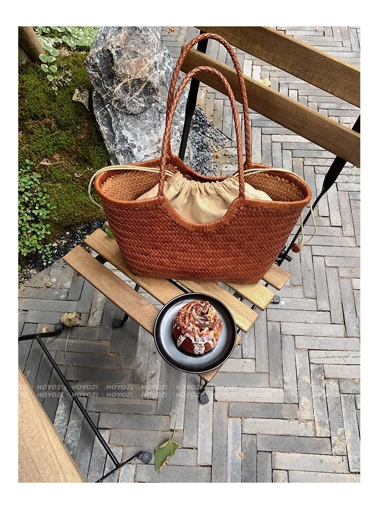 Handmade cowhide woven tote bag for women, shoulder bag, large capacity vegetable basket bag