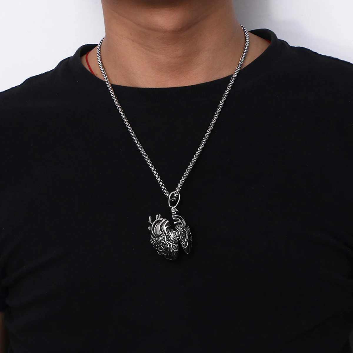 

Titanium Steel Pendant Necklace Large Size Charm Can Be Opened Creative