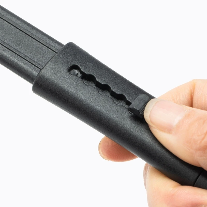 

Durability Fishing Hook Sharpener Retractable Stone Sharpener with Hide Safety
