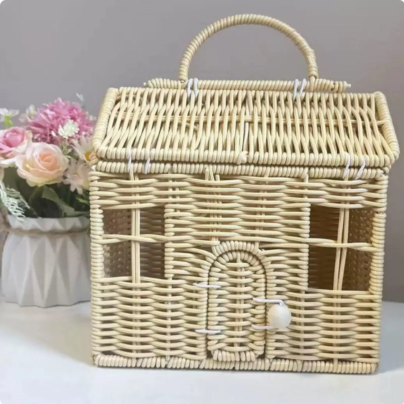 Woven Rattan Gift Box Portable Handmade Gift Hamper Rustic Allure