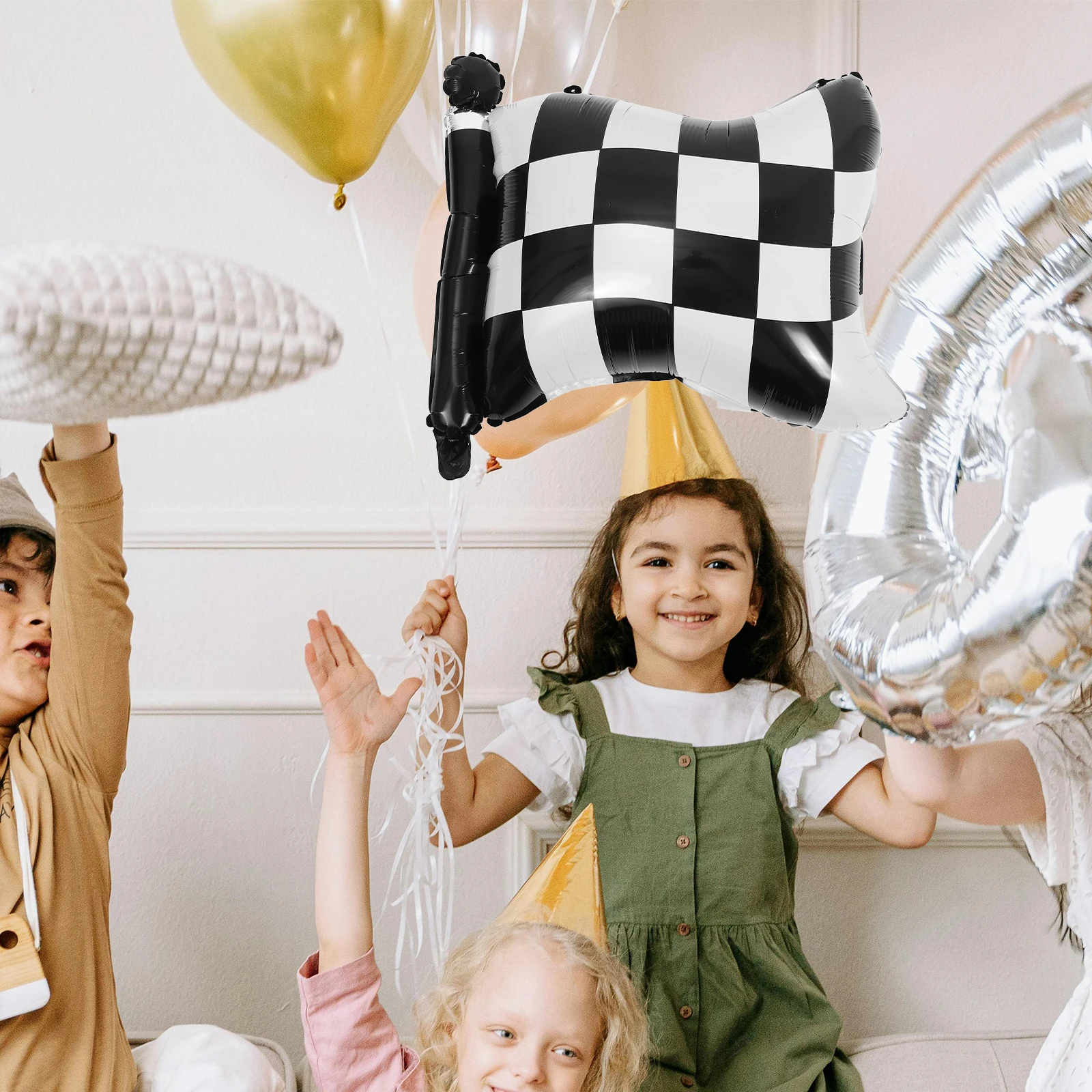 

4pcs Flag Themed Party Decorations Checkered Pattern Birthday Hanging Racing Balloon Racing Car Theme Foil Balloons For Party