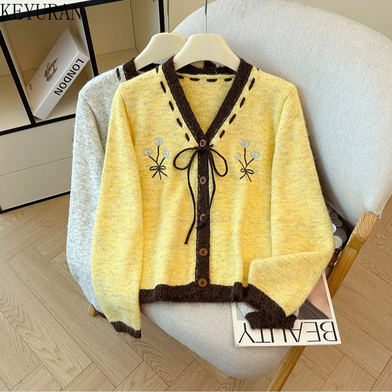 

Желтый свитер с длинными рукавами и v-образным вырезом на крючках, женский свитер, весна-осень 2026, новый винтажный милый вязаный кардиган, короткие топы