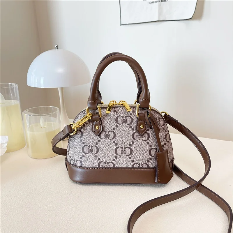 

2025 New in Handbags for Women Fashion Versatile Commute Office Lady Luxury Crossbody Bags Female Light High Quality Shell Bags