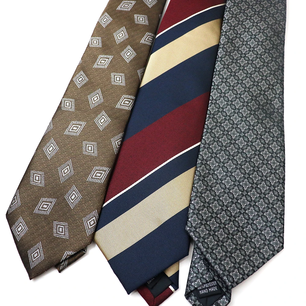 2025 Новый дизайн шелковых галстуков для мужчин и взрослых Роскошные клетчатые серые темно-синие галстуки Деловой костюм для свадебной вечеринки Аксессуары 8 см Краватка