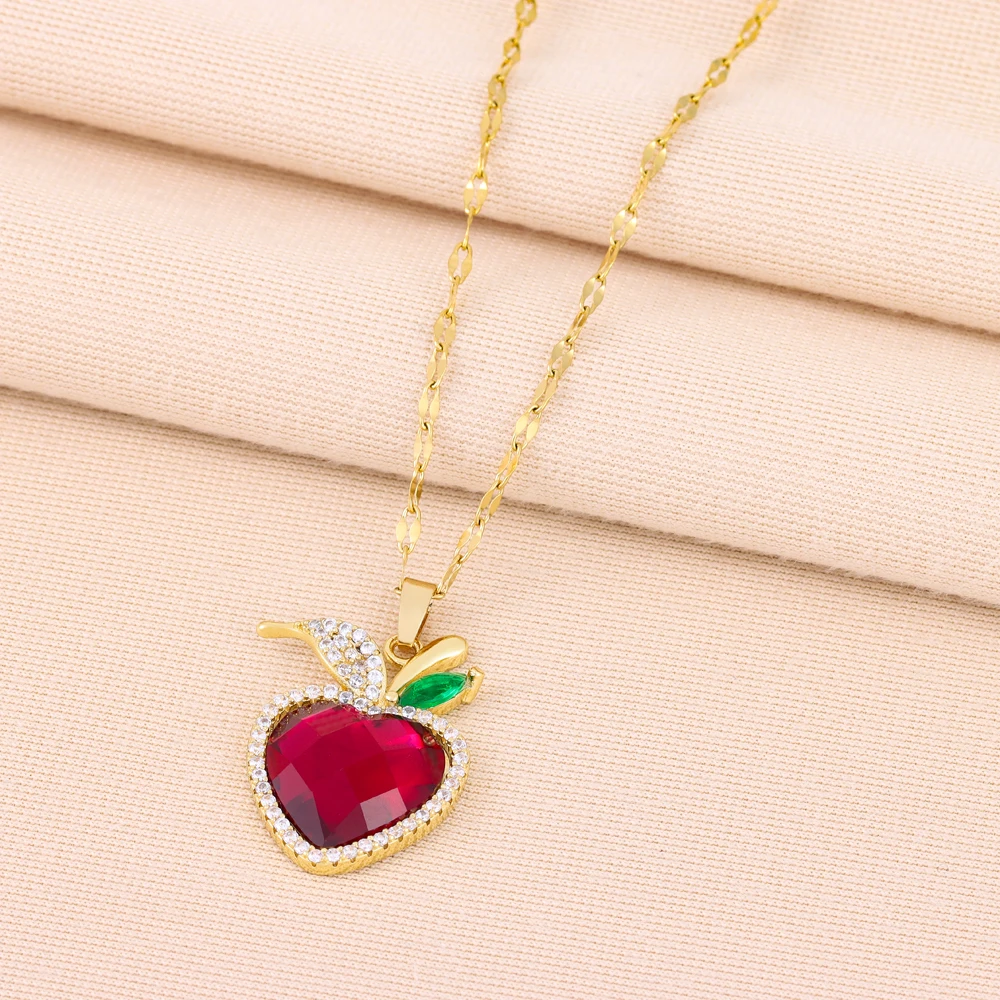 New In Sparkling Sweet Zircon Crystal Heart Apple Pendant Necklaces For Women Trendy Ladies Stainless Steel Neck Chain Jewelry