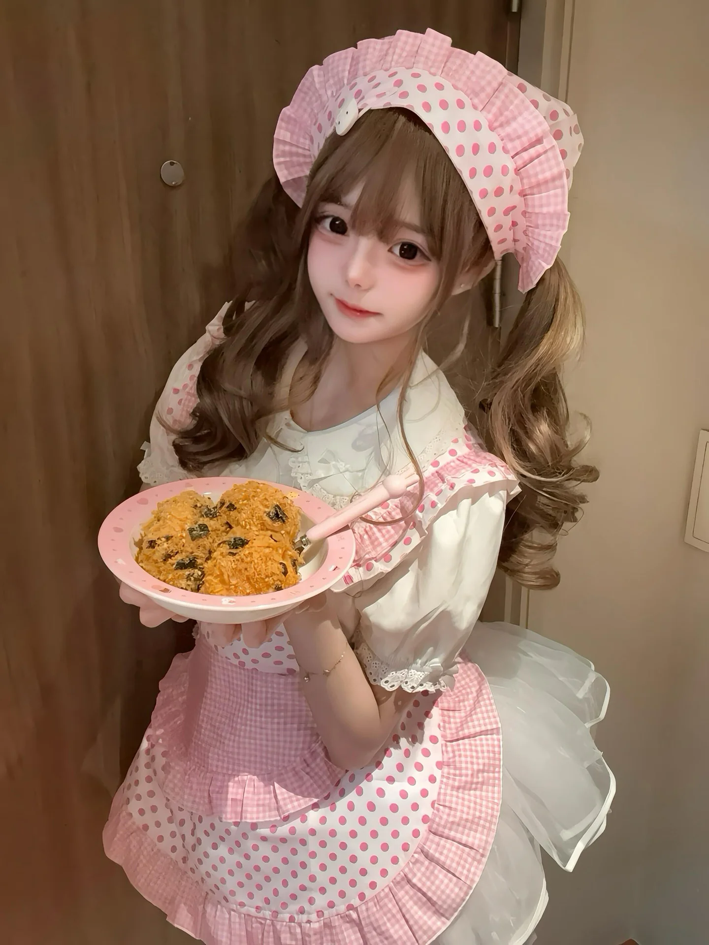 Original Sweet Girl Chef Cute Japanese Style Waterproof Lace Polka Dot Apron Set Pastel Pink Feminine Flounce Sleeve Design