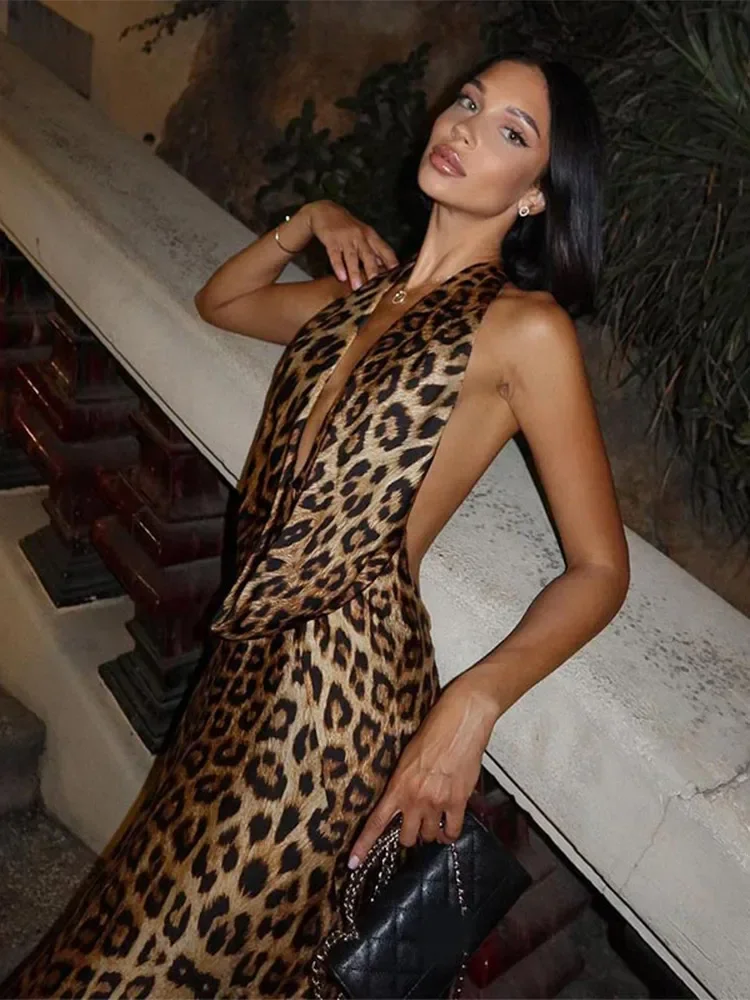 Sexy Backless Leopard Printed Hang-neck Dress Women Fashion Lace Up Sleevelss Pleated Maxi Dresses 2024 Summer Lady Streetwear