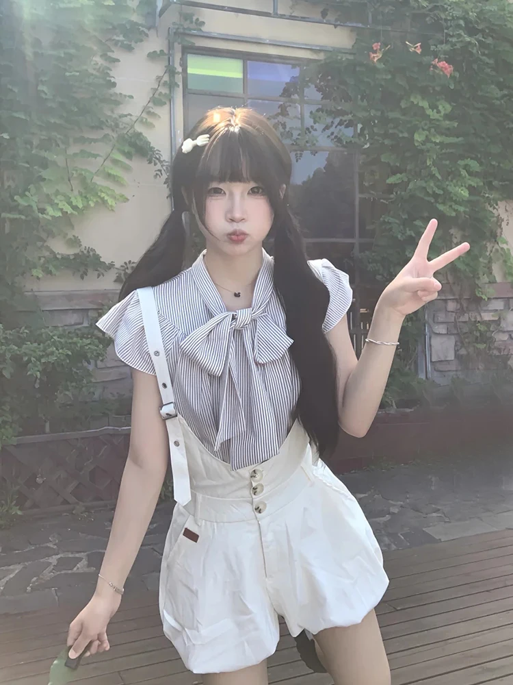 

Summer Slimming School Style Set Women's Floral Embellished Bib Shorts Knot Striped Short Sleeve Shirt Two Piece Set