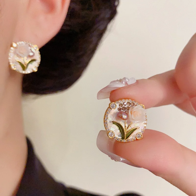 

2025 fashion trend White enamel floral Oil painting style Shiny cubic zirconia Simulated pearl earrings for woman