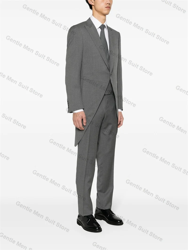 Hi-Lo Grigio Abiti da uomo Pantaloni Set 3 pezzi Blazer + Vest + Pantaloni Smoking da sposa Cappotto da ballo maschile Giacca da ufficio formale personalizzata