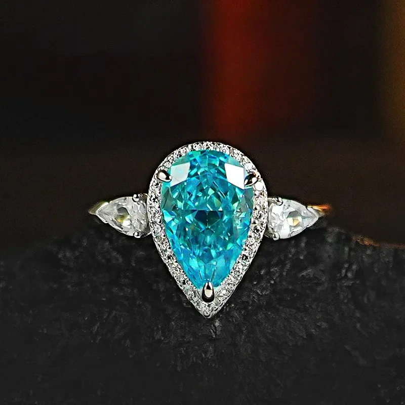 

Серебряное кольцо 925, капля швейцарской синей воды, блеск, крашение, сломанная ледяная огранка, топаз, высокоуглеродистый бриллиант, элегантный и элегантный