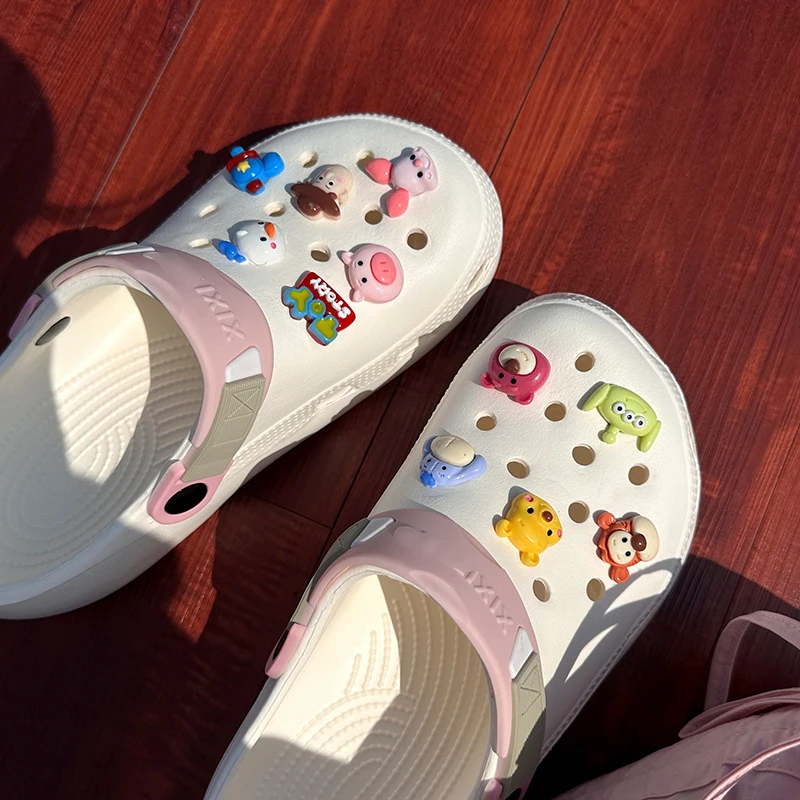 11PCS/set Cartoon Tory Story Hole Shoe Charms Decoration Shoe Buckle Buzz Woody Winnie the Pooh DIY Shoes Flower Accessories image 4