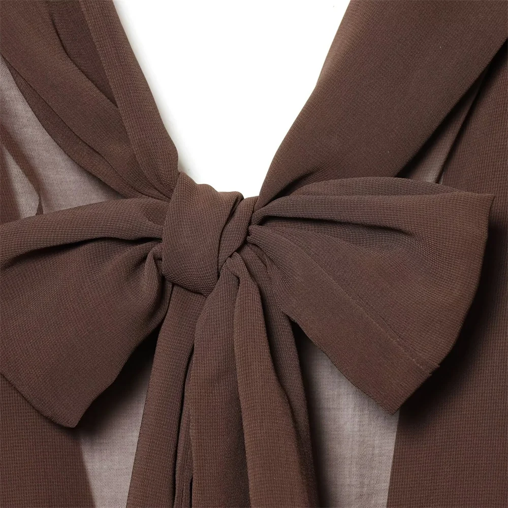 ملابس نسائية شتوية جديدة بمزاج نحيف مع وسادات كتف وأكمام طويلة وياقة واقفة وفتحة على شكل فيونكة فستان قصير