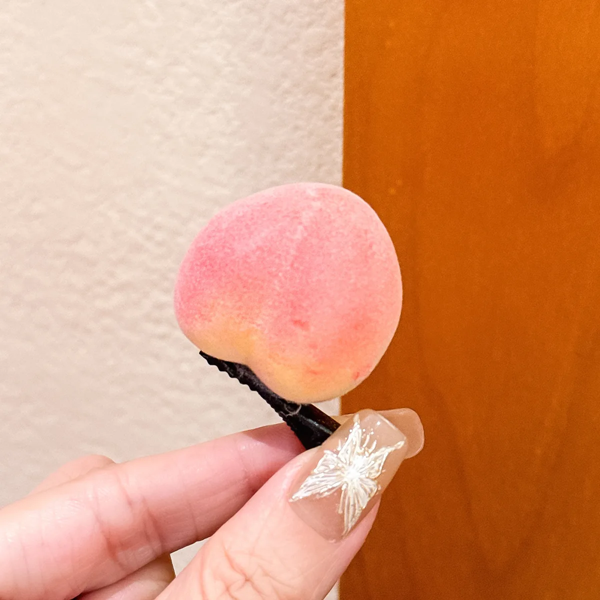 1 lustige Entenschnabel-Clip in Obst- und Gemüseform, niedliche Simulations-Obst-Haarspange, seitlicher Clip, gebrochene Haarspange für Damen – Detail 8