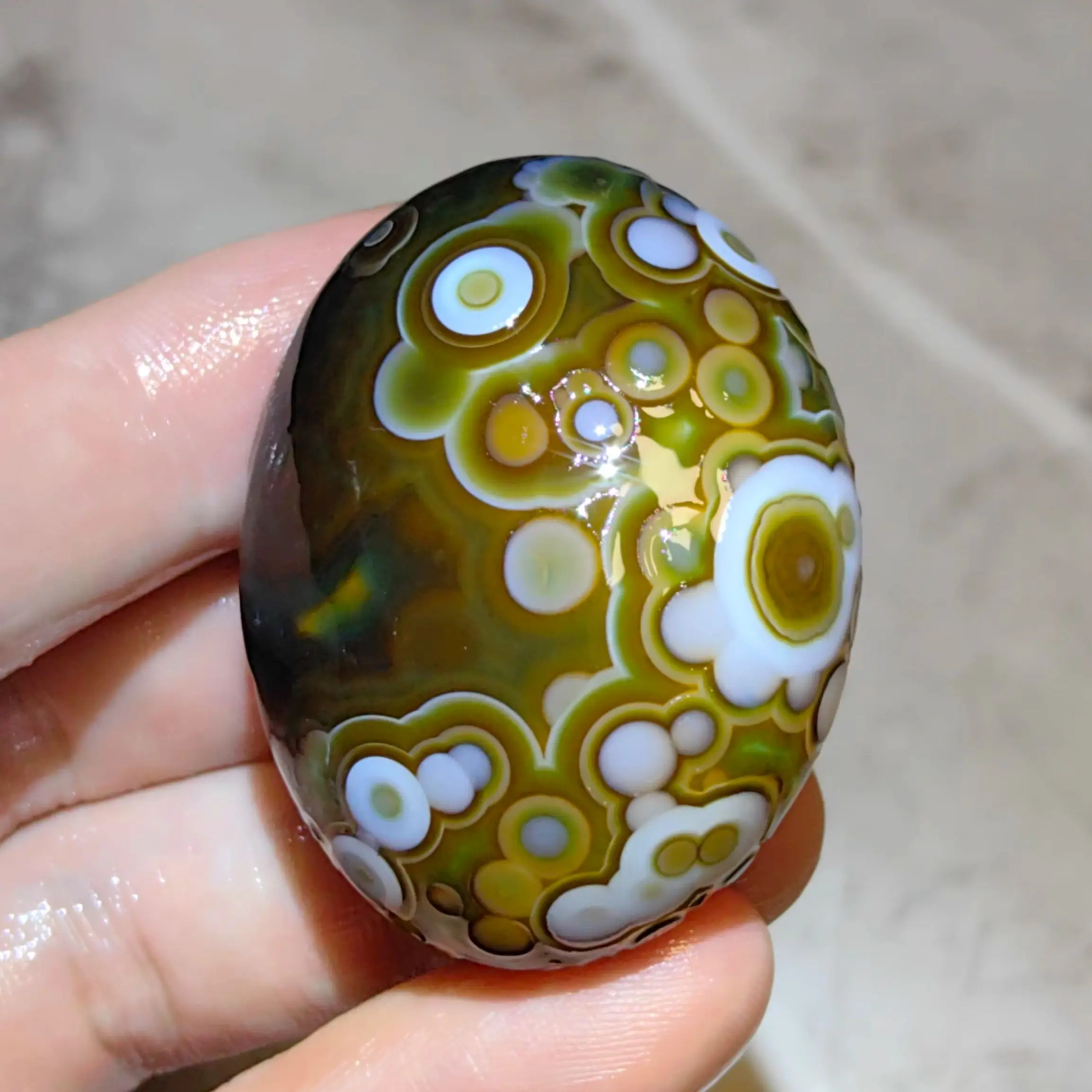 Pure Natural Haut-relief Texture Eye Agate Rough Palm Stones Mineral Specimen Jewelry DIY Decoration Against Negativity