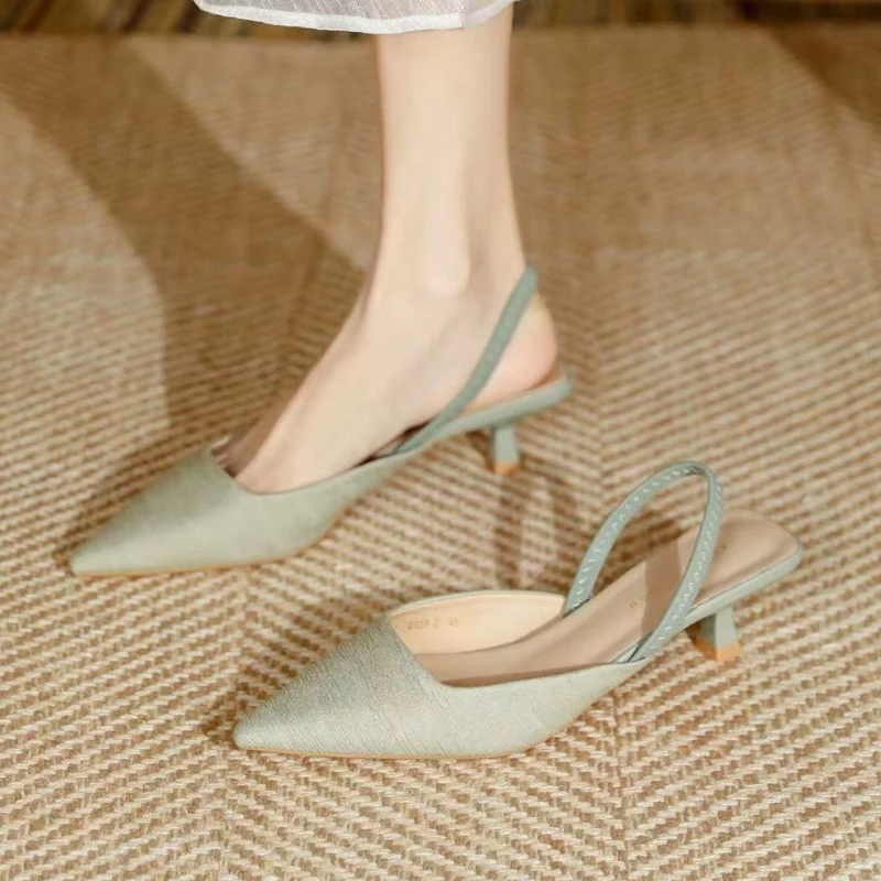 2026 New Luxury Brand Designer Women's High Heels Sexy Pointed Toe Stiletto Sandals Comfortable Outdoor Slip-on Party High Heels view 2
