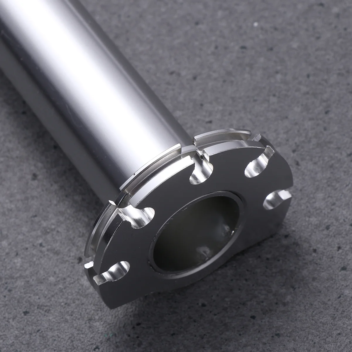 

Universal Aluminum Motorcycle Throttle Handlebar Silver Cnc Machined Durable Accelerator Grip for