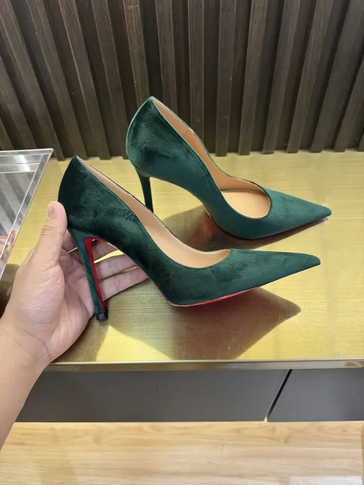 

Зеленые бархатные женские туфли на высоком каблуке, новый зимний тонкий каблук 12 см, элегантный и не терящий, сексуальный женский острый носок