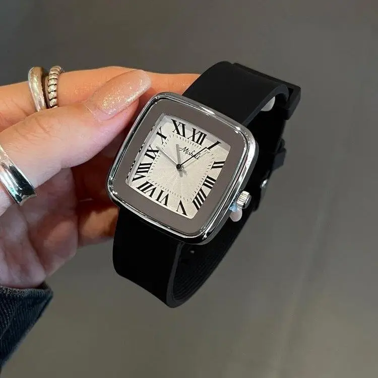 Luxury Square Watch For Women2026 New ArrivalStylish And Simple Design With A Large DialQuartz MovementA Perfect Gift For Women.