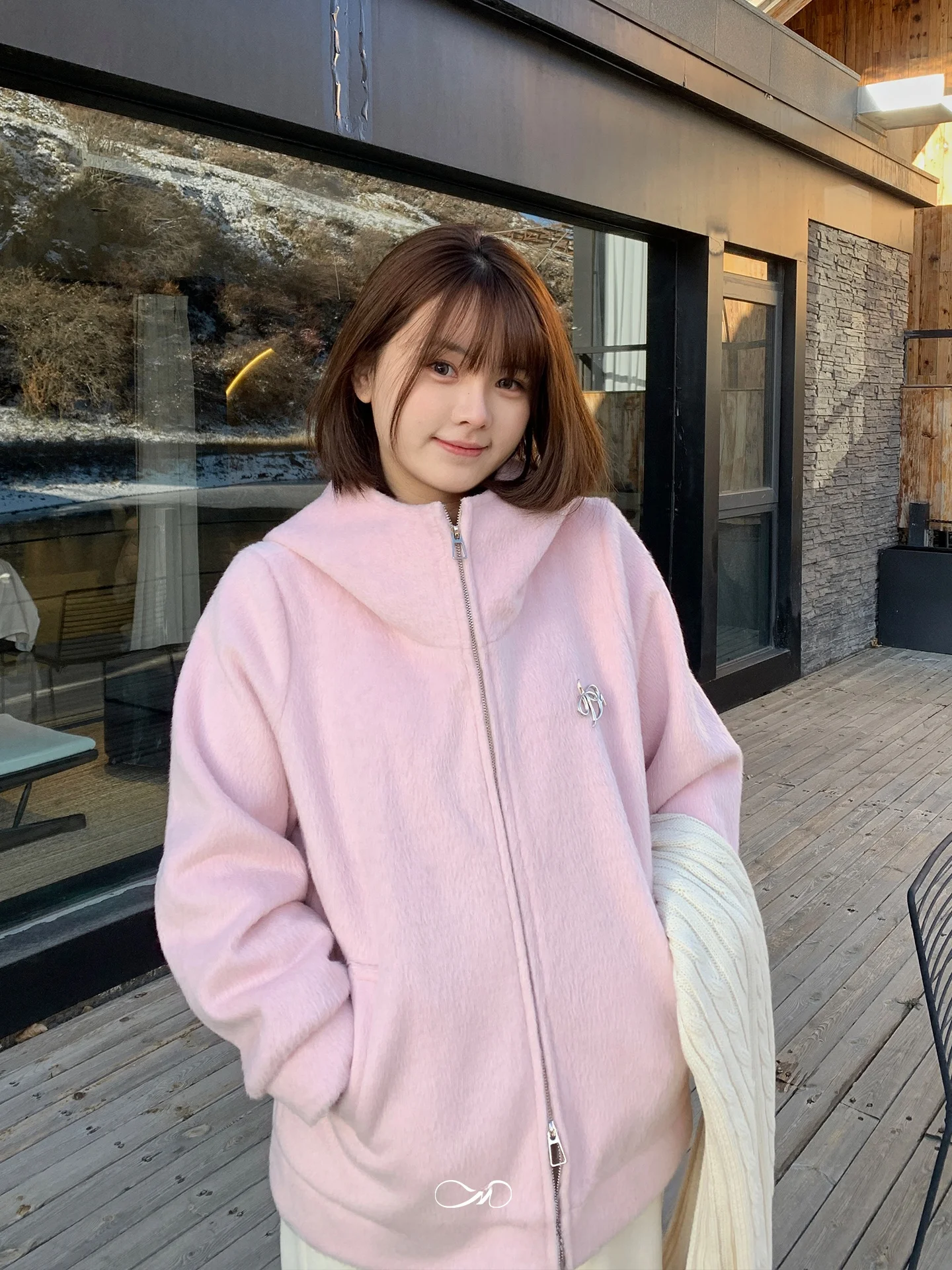 

Зимнее шерстяное пальто Maixi больших размеров с капюшоном в университетском стиле, повседневное свободное пальто для женщин больших размеров, из смесового полиэстера, длинное