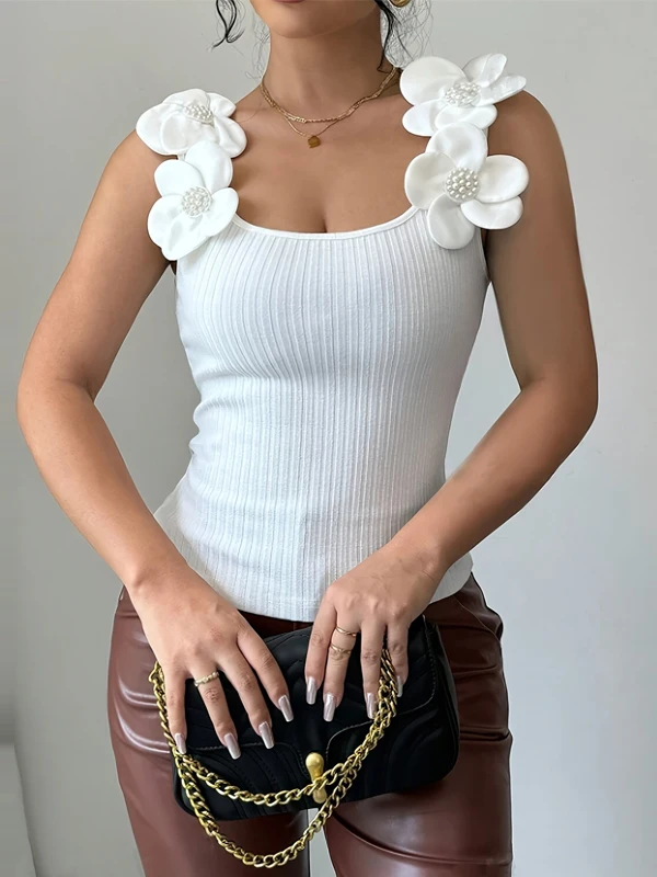 Ele gebreide zomer 2025, slim-fit tanktop voor dames met 3D-bloemmotief, faionable vrijetijdskleding, polyester materiaal