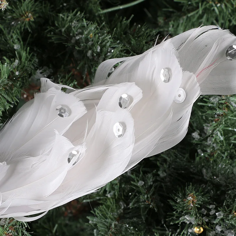 New Christmas decoration simulation three-dimensional white peacock with natural sequins