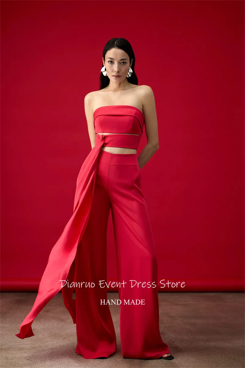 Dianruo فساتين سهرة حمراء رائعة بدون حمالات توب قصير واسع الساق من الساتان رداء De Soirée فستان حفلات أنيق باللون الأحمر مخصص