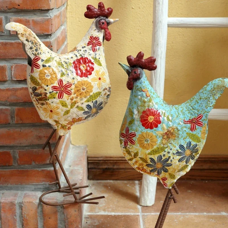 Rooster Floor-Sting Ornament, Rural-style Decor, Painted Artistic Piece Iron, Courtyard Display, Realistic Craft