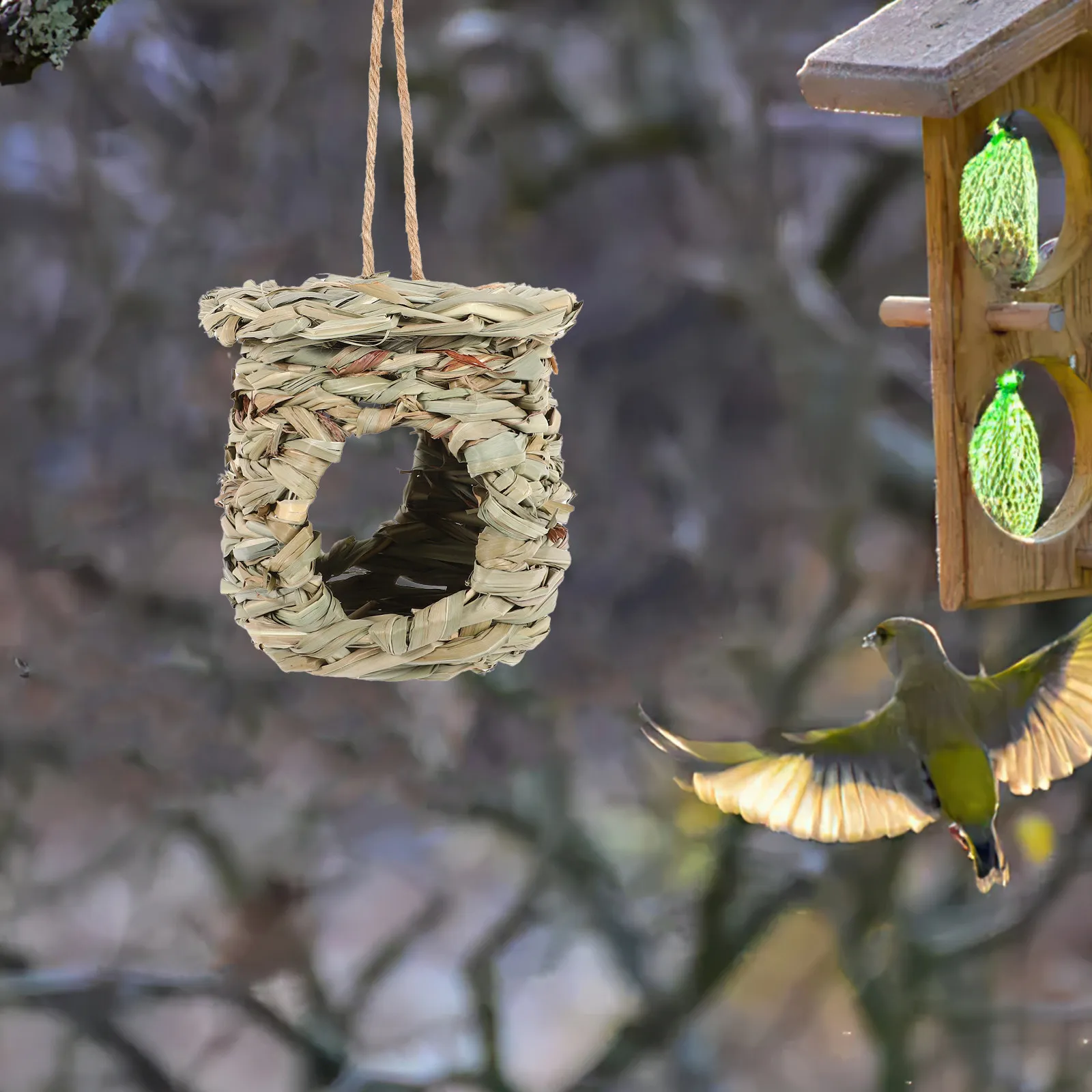 

Плетеная вручную из натуральной травы подвесная уличная лежанка для птиц: колибри, попугаев, павлинов. Декор для сада. Принадлежности для птичьих гнезд.