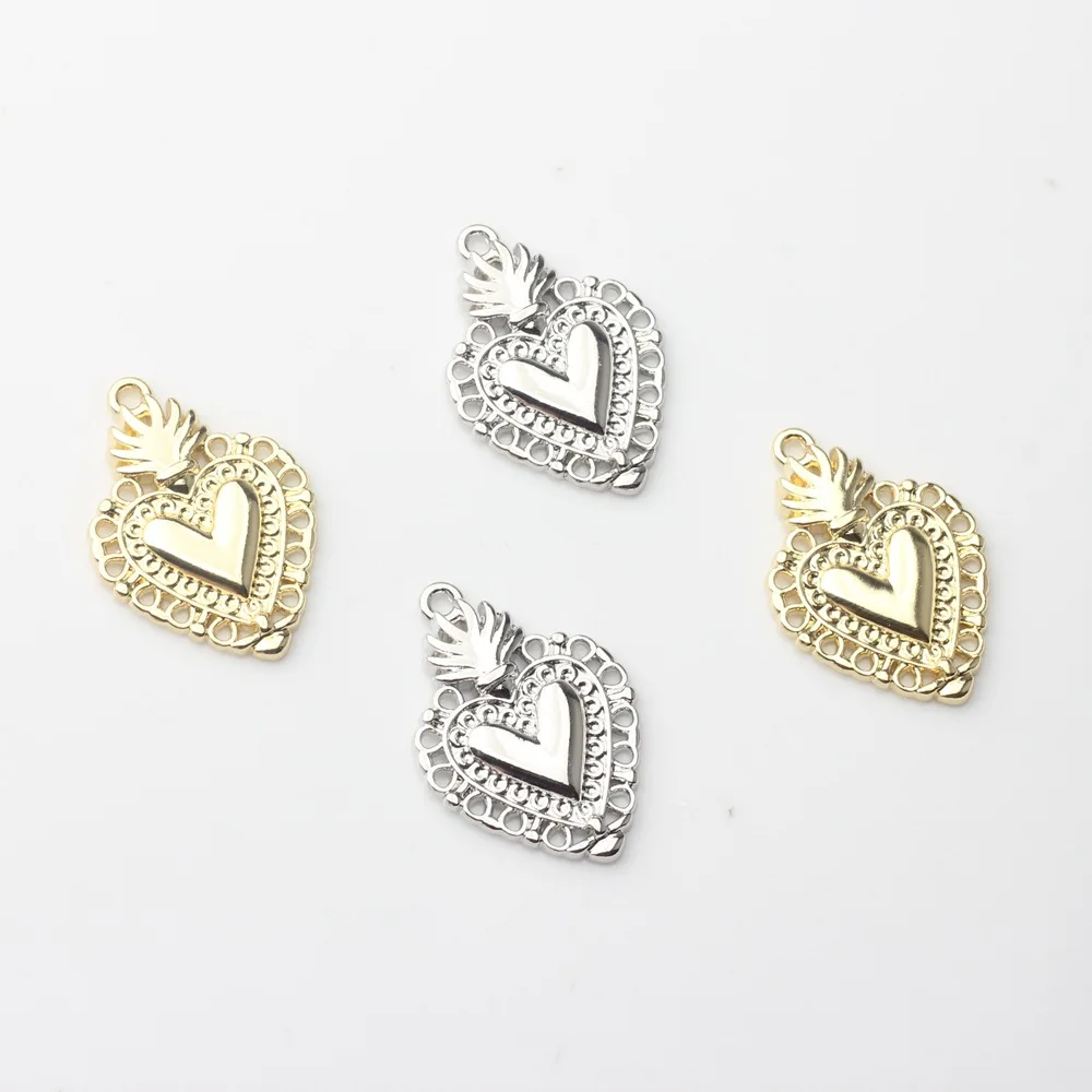 Fashion Zinc Alloy Charms: Alloy Lace Edge Heart-shaped Accessories for DIY Jewelry Earrings Wholesale10pcs/lot