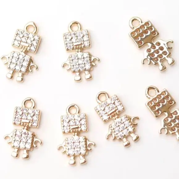 

2 шт., 8x13 мм, настоящее золото с медным покрытием, слегка инкрустация цирконом, милый и глуплый кулон-робот, аксессуар ручной работы «сделай сам»