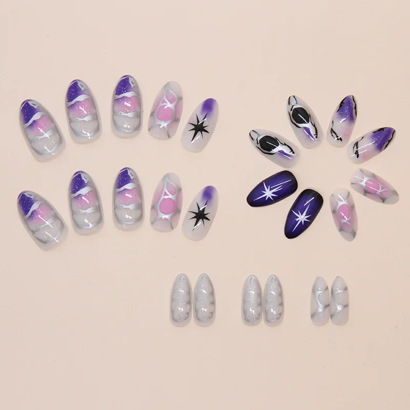24 個入りミディアムアーモンドプレスオンネイル - エッジの効いたグリッタースタイルのギャラクティックストライプデザイン |   女の子向け