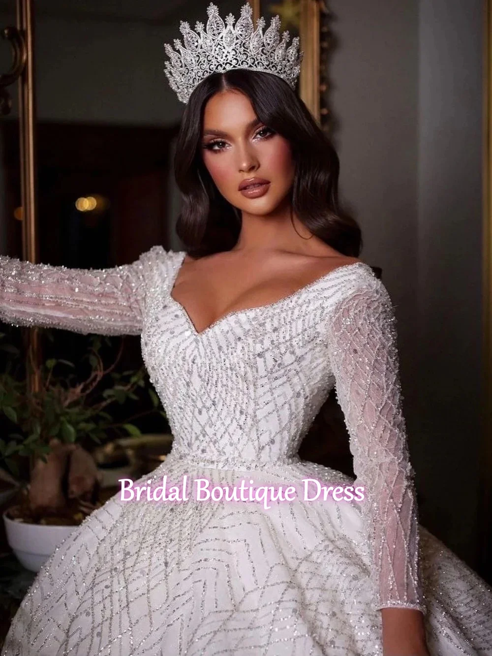 Customized Exquisite  Wedding Dresses Long Sleeves Sequins Appliques Lace Ball Bridal Gowns  Sweep Train Robe De Mariee Vestido