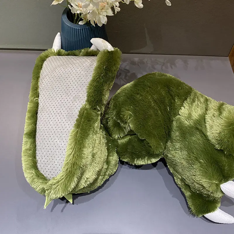 2024 Pantofole da donna con zampa d'orso fulffy per la casa Scivoli in pelliccia di orso caldi Slip invernali su scarpe da casa per animali