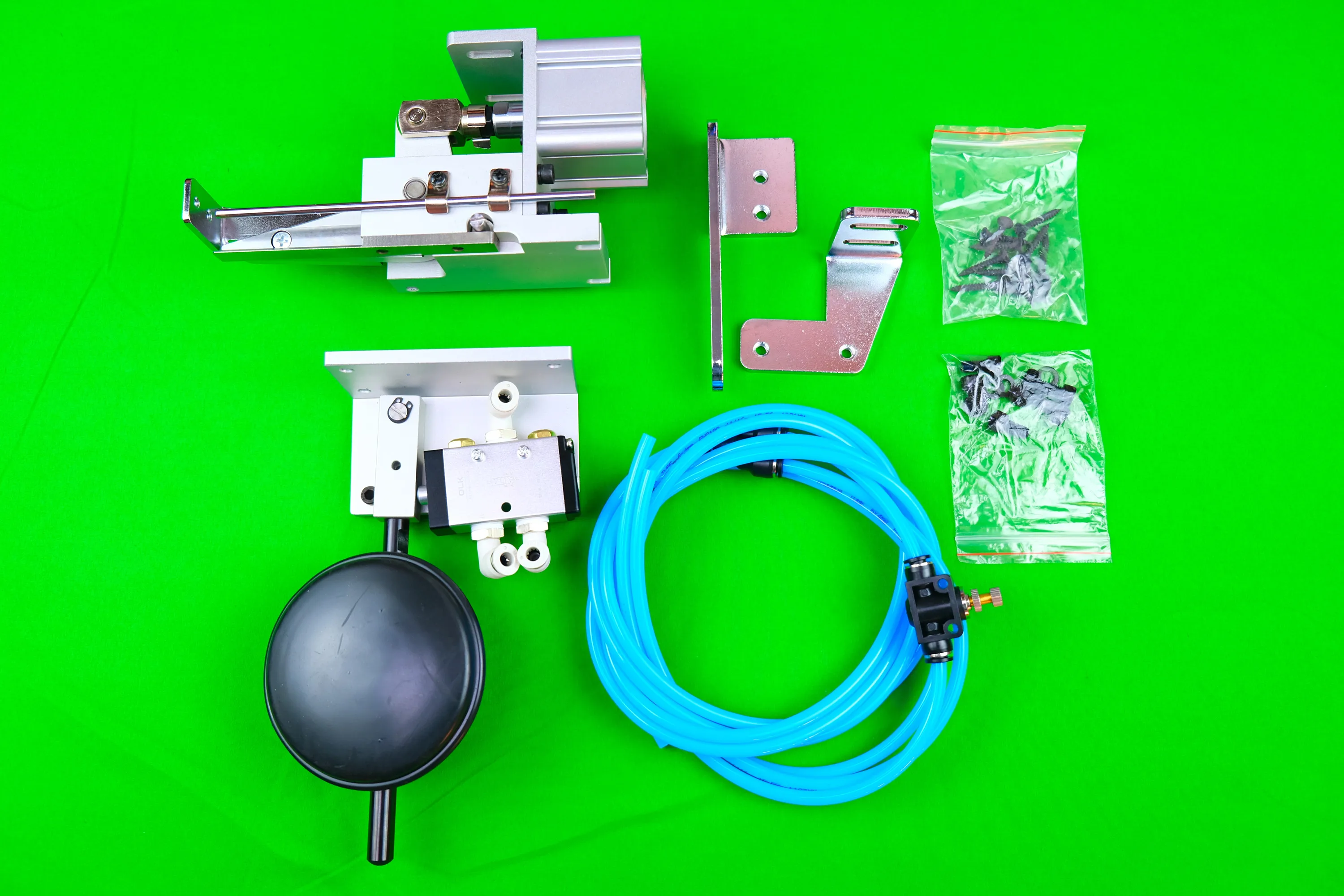 RONMACK RM-KF  industrial sewing machine belt-loop cut fabric cut multi  2000C earloop tape cutter