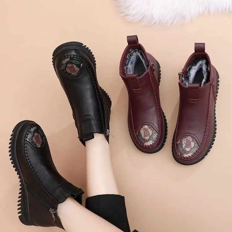 

2023 Mother Cotton Shoes Flat Non-slip Retro Women's Shoes Middle-aged Leather Winter Plus Cashmere Warm Beef Sole Ankle Boots