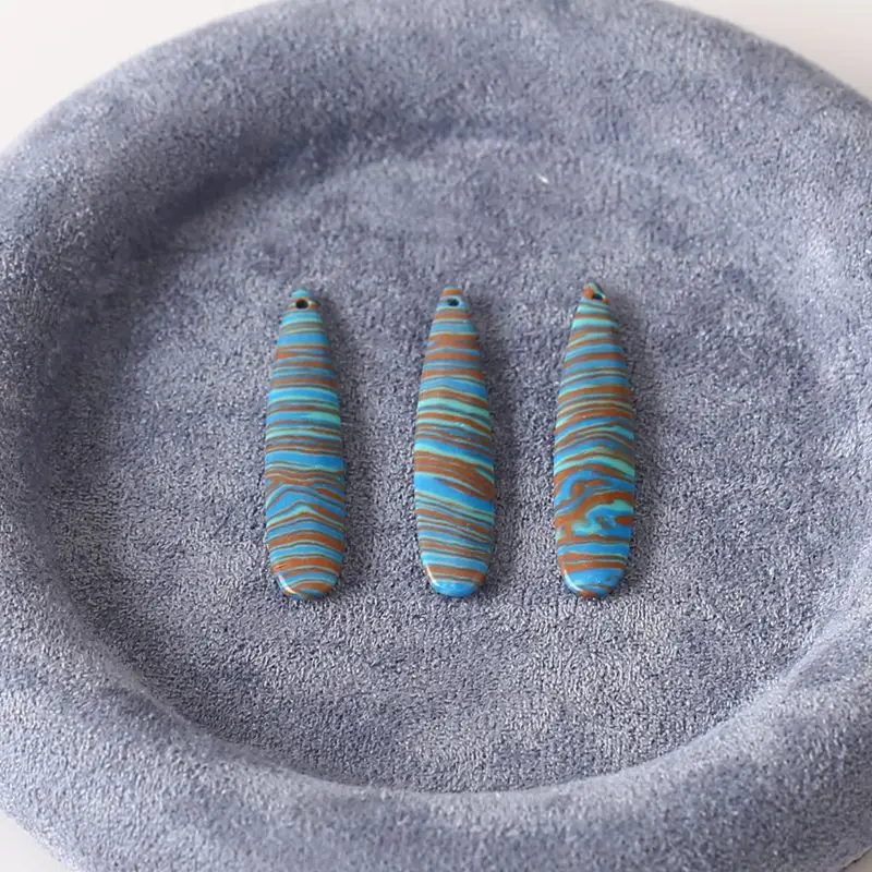 

3 шт., подвески ручной работы с изображением Маркизы, подвески, радужная яшма, натуральный камень, ювелирные аксессуары, 39x8x3 мм, 3 г