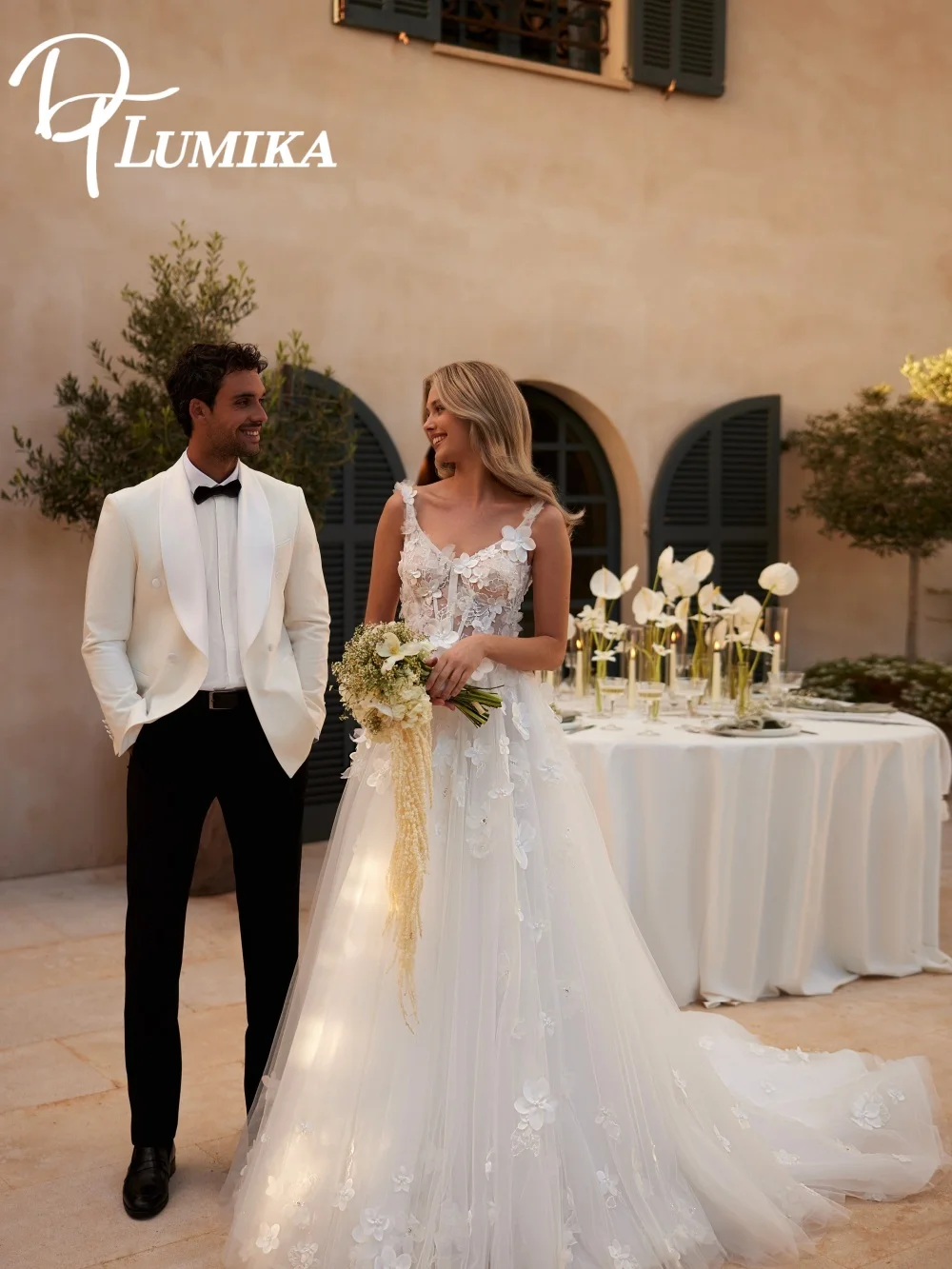 

Charming Spaghetti Strap Wedding Dress 2026 Classic Appliquéd Lawn Bridal Gown Graceful A-Line Floor-Length Dress Customized