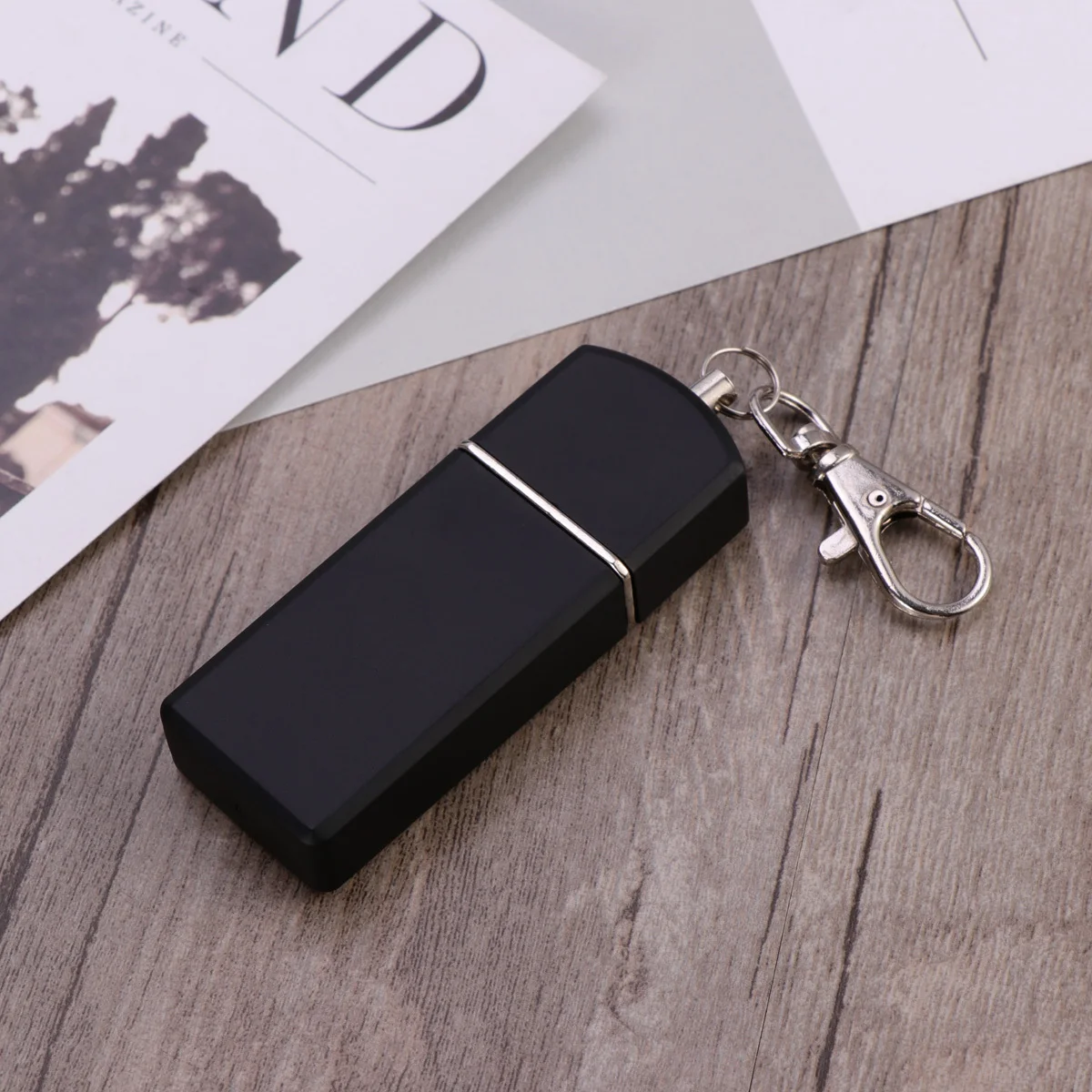 

Portable Ashtray Mini Key Chain Ash Holder Compact Smoking Tray For Outdoor Size Black Lightweight Easy To Clean
