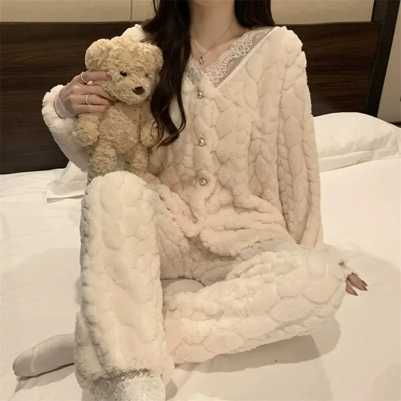 Winter Frauen verdickt Korallen Fleece Pyjama weibliche reine Wunsch Spitze Jacquard Flanell Homewear Anzug lässig V-Ausschnitt warme Nachtwäsche