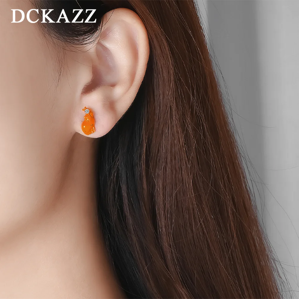 

DCKAZZ Animal Earring Capybara Cute Guinea Pig Inlaid Zircon Fashion Stud Earrings Woman Girl Popular Daily Jewelry Accessories