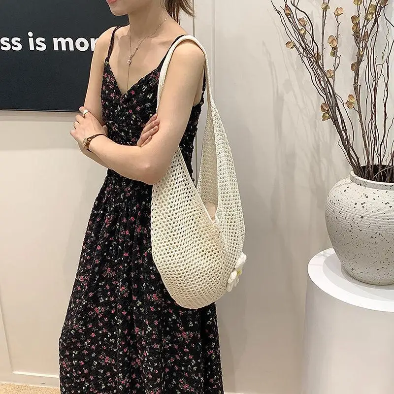 Trendy Hollow Out Weave Knitted Bag Bohemian Style Beach Handbag Casual Knitted Wicker Woven Ladies Handmade Beach Tote Bag